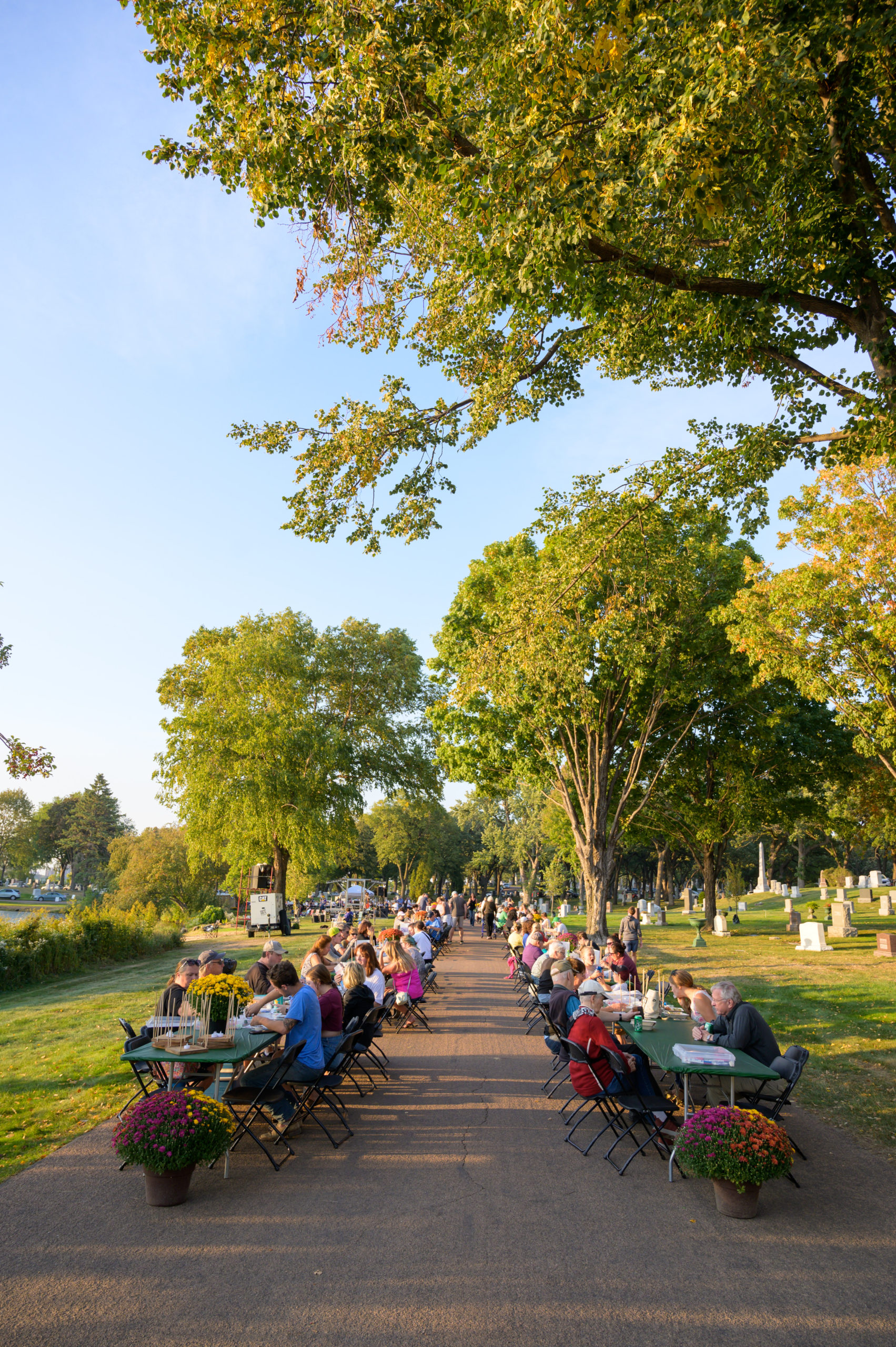 Lantern Release 2022 - Lakewood Cemetery